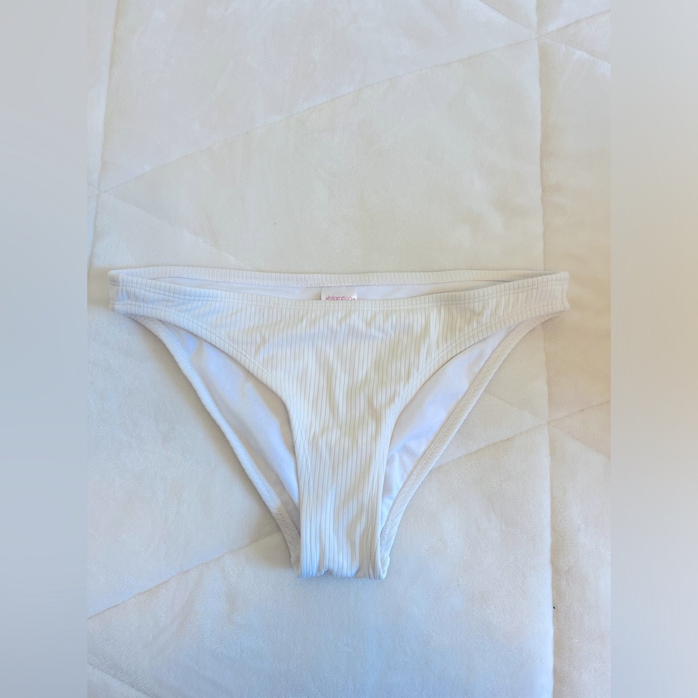 Xhilaration white bikini bottoms